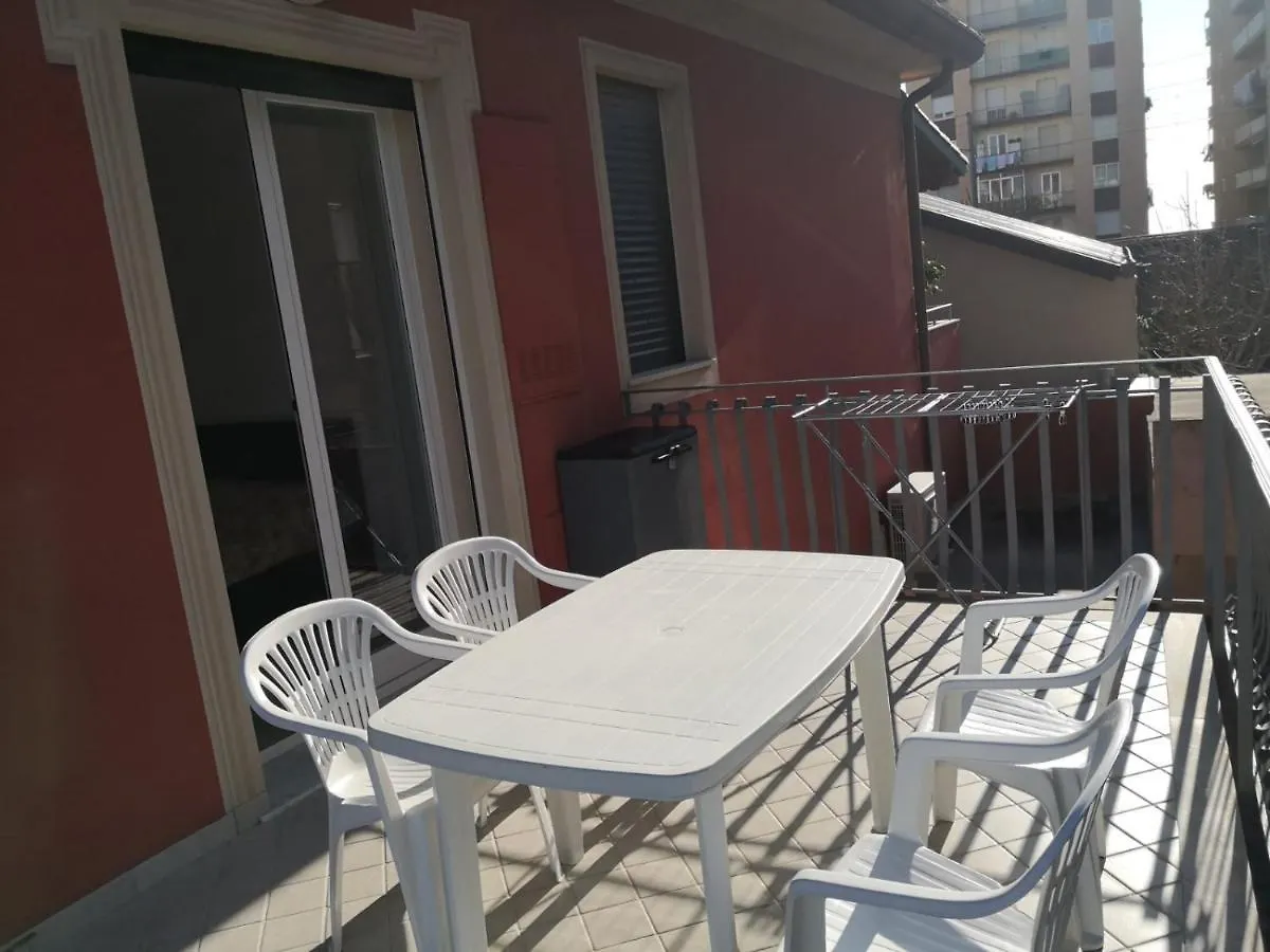Casa Marisa, 40 Metri Dalla Spiaggia Vallecrosia