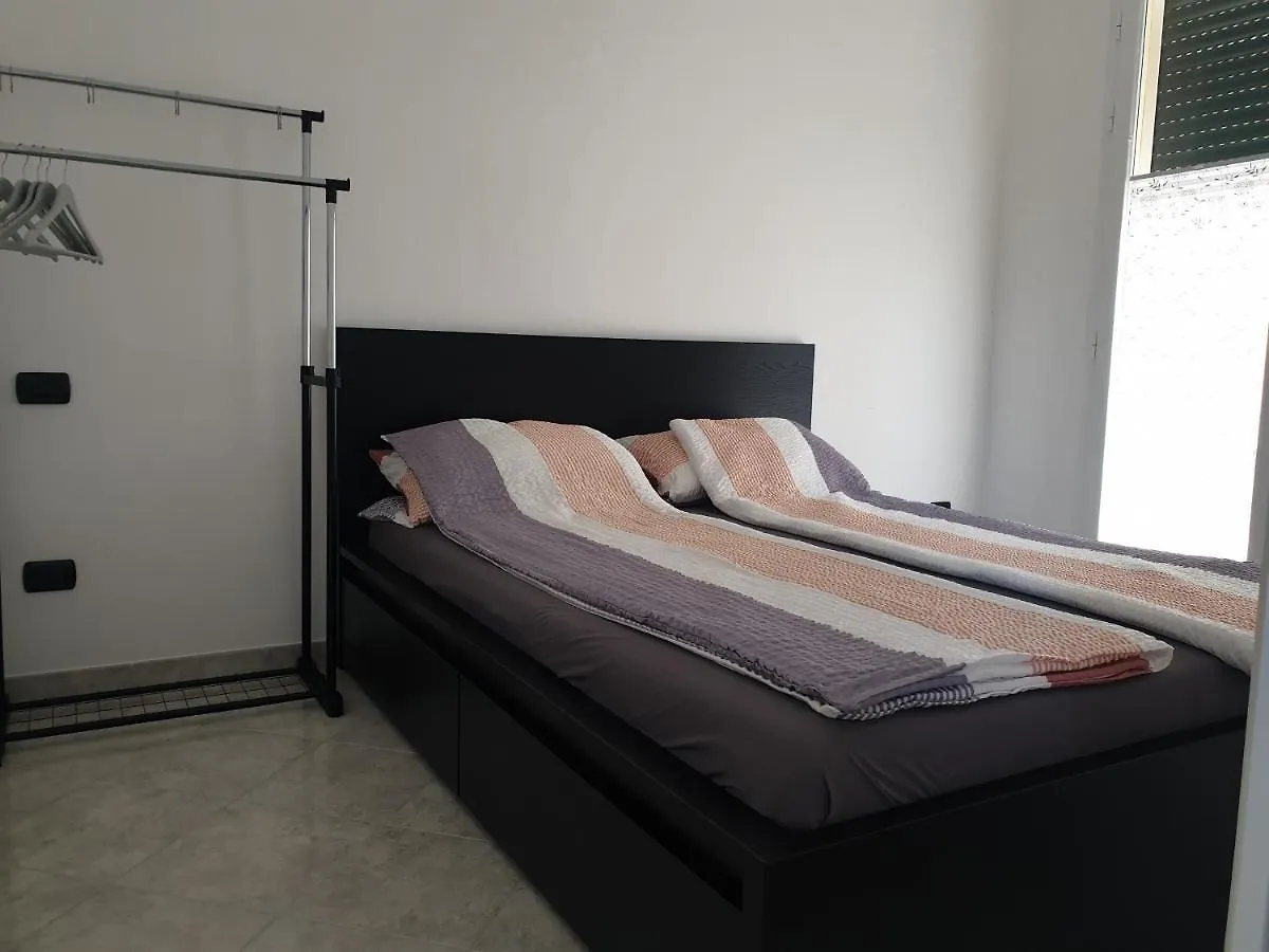 Casa Marisa, 40 Metri Dalla Spiaggia Vallecrosia Apartment