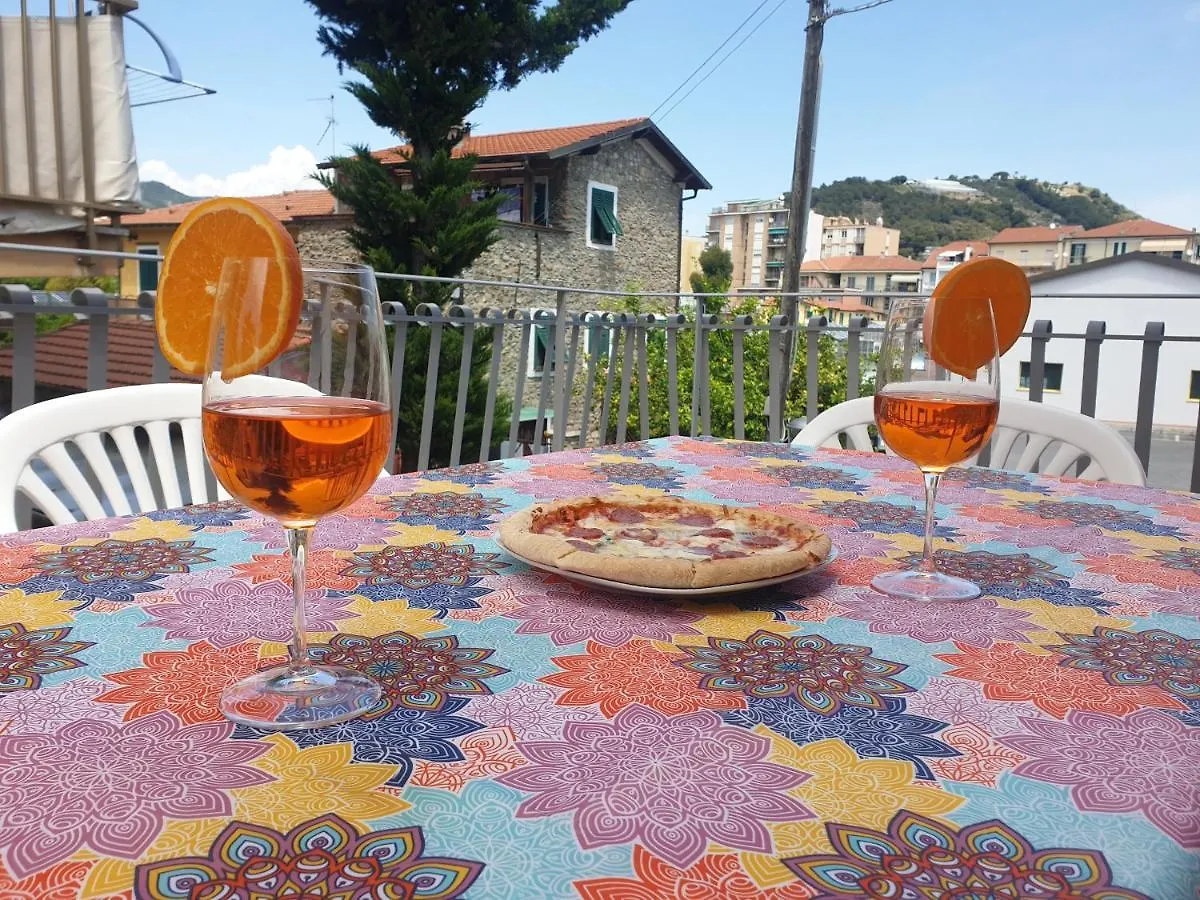 Apartment Casa Marisa, 40 Metri Dalla Spiaggia Vallecrosia